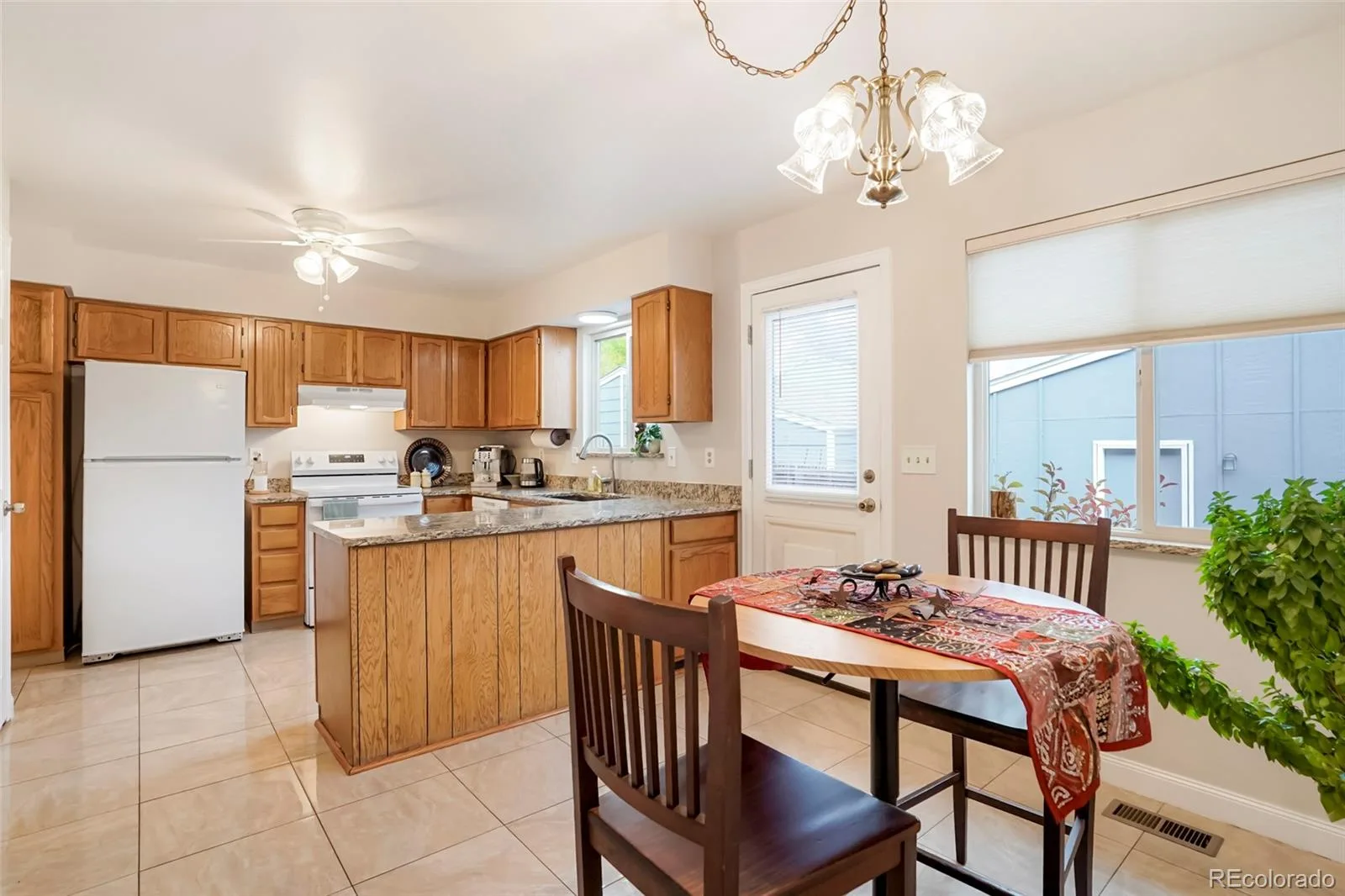 356 S Balsam Street Lakewood CO 80226 | MLS #REC9286940 10162026224516 1600 9