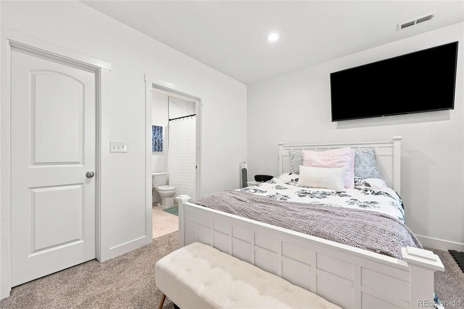 8790 E 54th Place Denver CO 80238 | MLS #REC9289430 08132026175457 1600 15