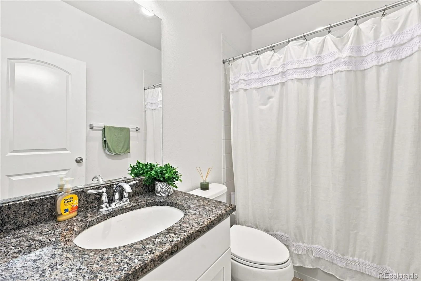 8790 E 54th Place Denver CO 80238 | MLS #REC9289430 08132026175457 1600 24
