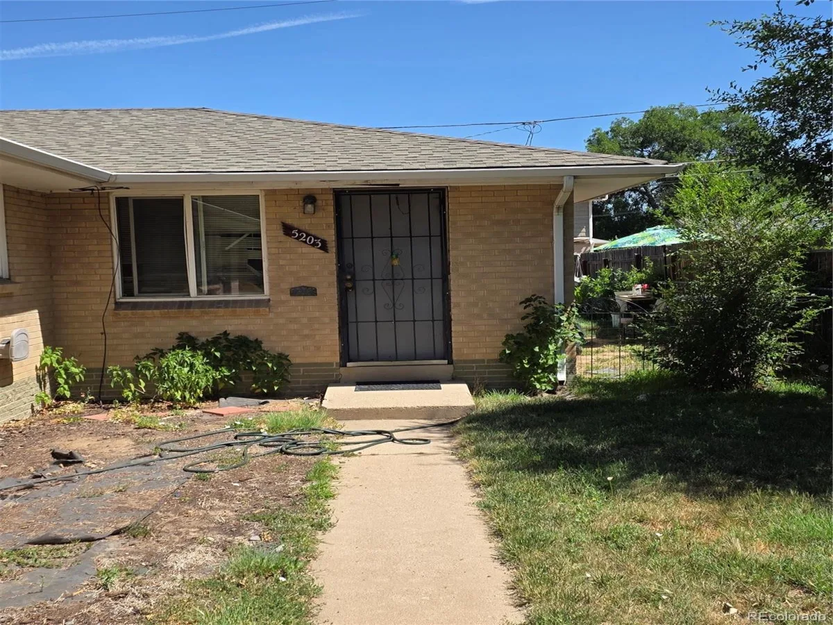 5201 Martin Luther King Boulevard Denver CO 80207 MLS #REC9289632 06232026202311 1200 11