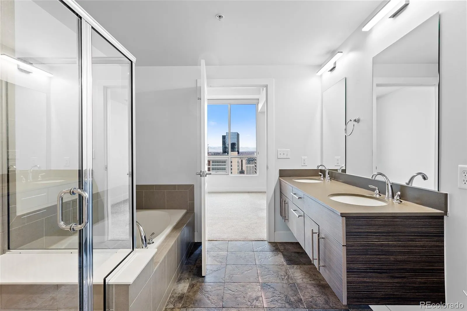 04152026175544 1600 25