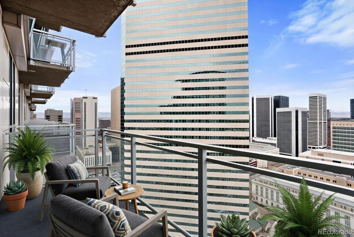 2001 N Lincoln Street #2220 Denver CO 80202 MLS #REC9290801 05302026090417 1200 6