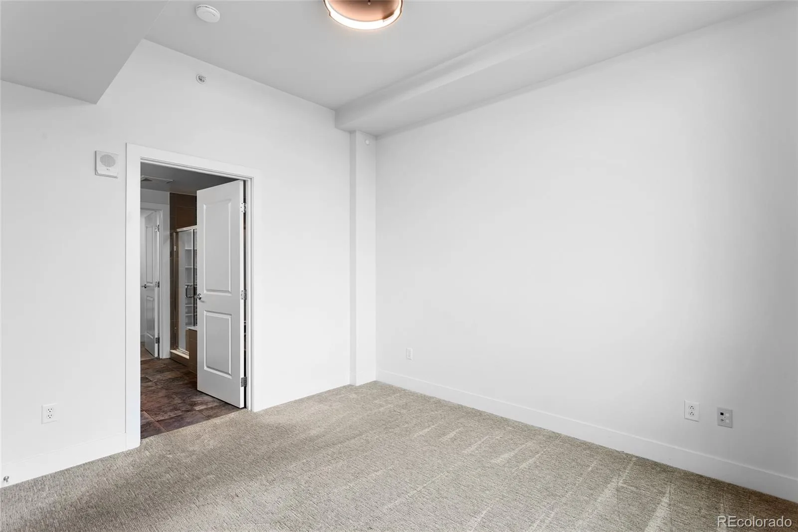 2001 N Lincoln Street #2220 Denver CO 80202 MLS #REC9290801 05302026090417 1600 17