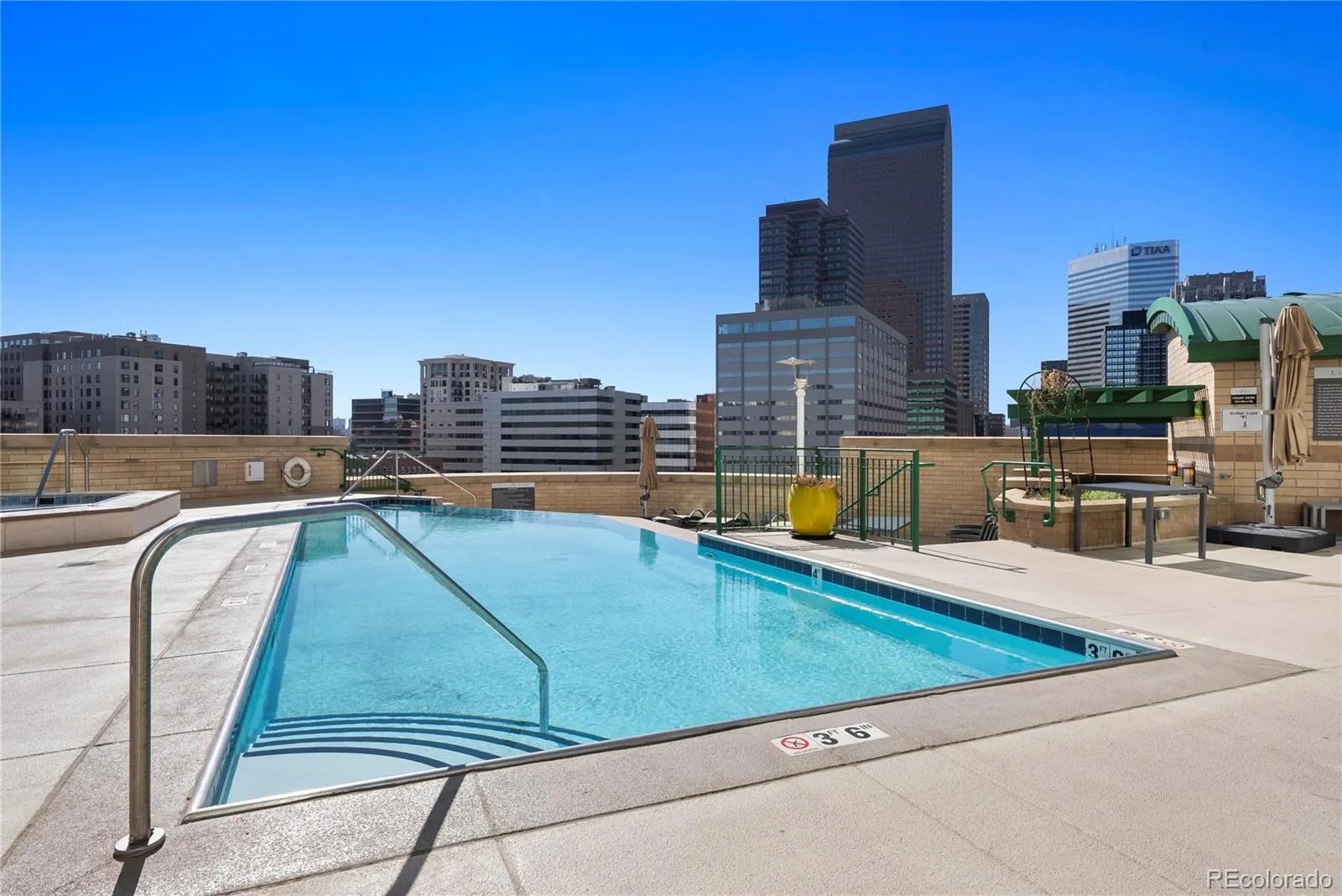 2001 N Lincoln Street #2220 Denver CO 80202 MLS #REC9290801 05302026090417 1600 23