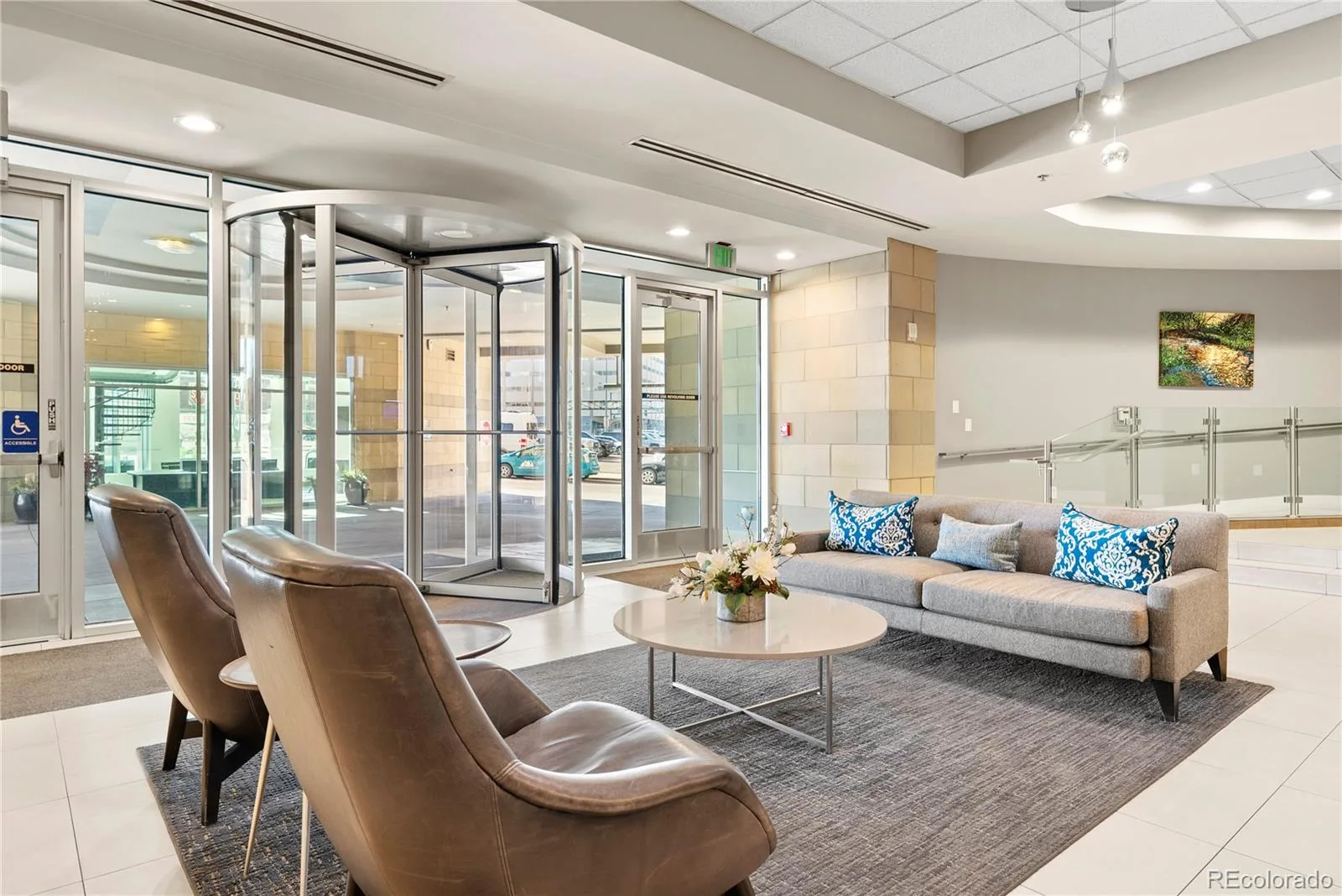2001 N Lincoln Street #2220 Denver CO 80202 MLS #REC9290801 05302026090417 1600 33