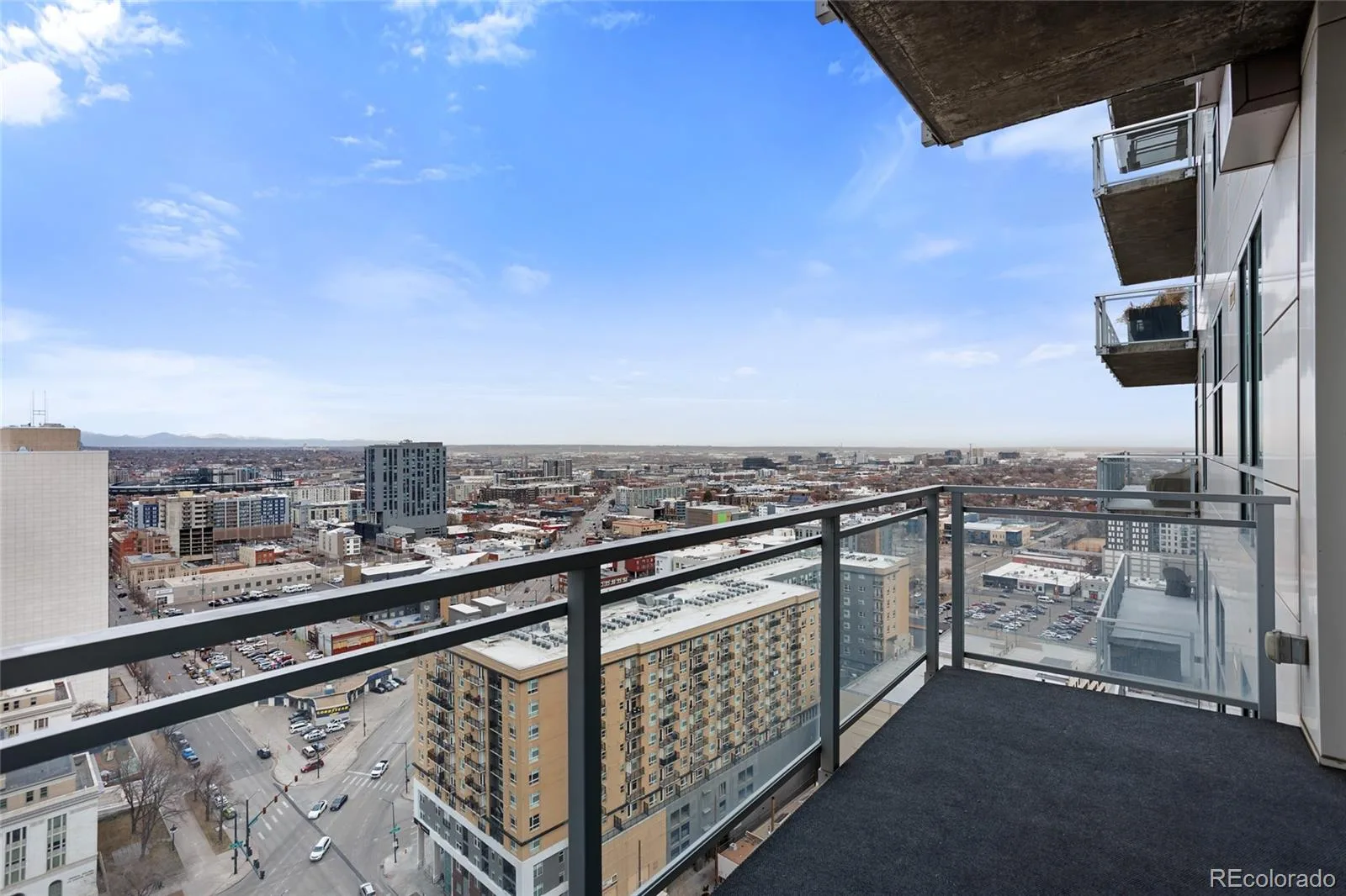 2001 N Lincoln Street #2220 Denver CO 80202 MLS #REC9290801 05302026090417 1600 8