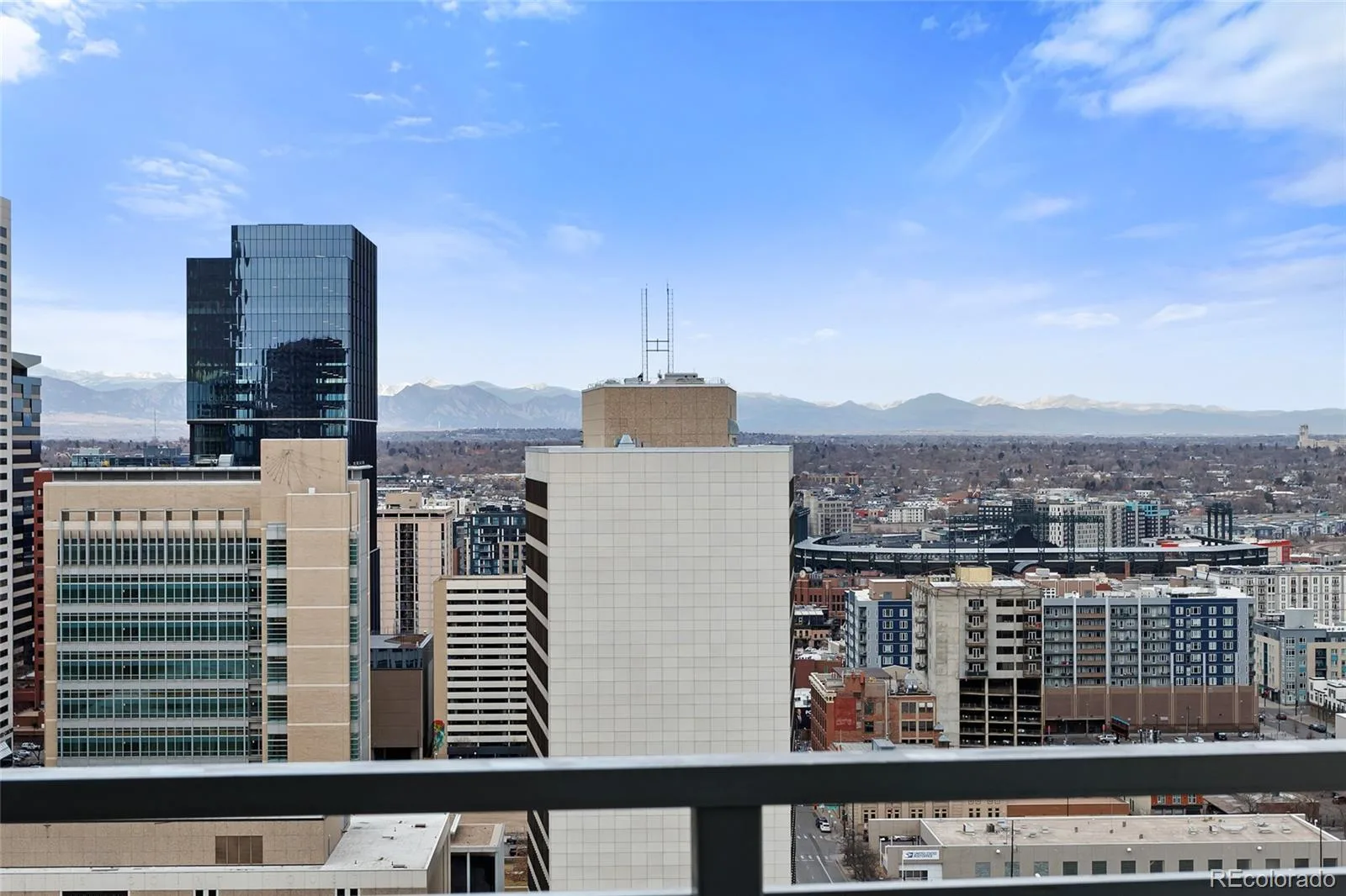 2001 N Lincoln Street #2220 Denver CO 80202 MLS #REC9290801 05302026090417 1600 9