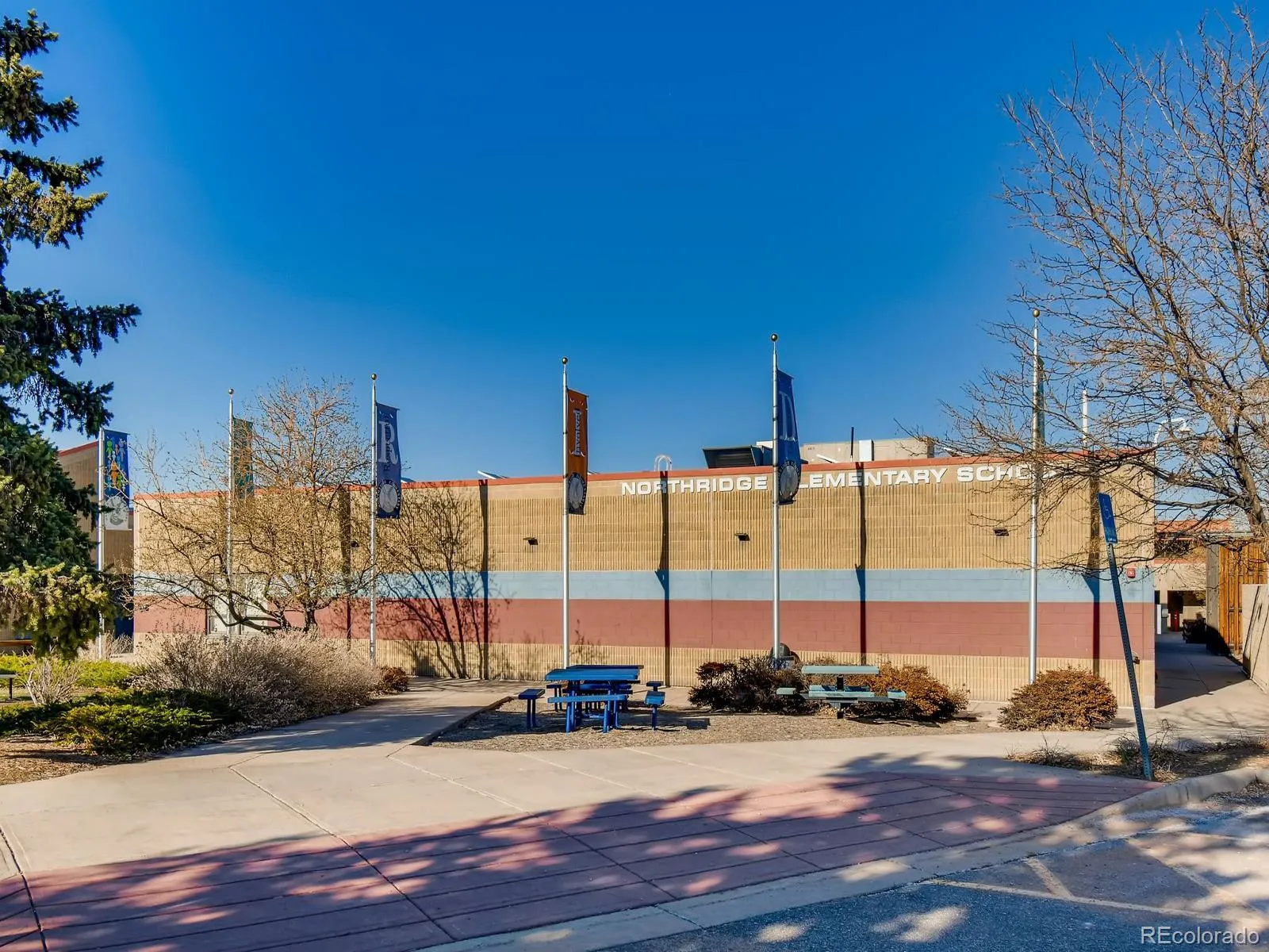 3818 Mallard Drive Highlands Ranch CO 80126 MLS #REC9290966 05182026184026 1600 34
