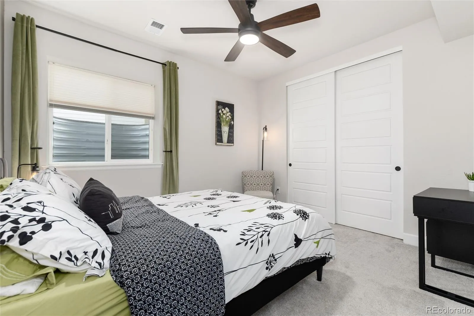 27425 E Roxbury Place Aurora CO 80016 MLS #REC9293158 05062026231741 1600 29