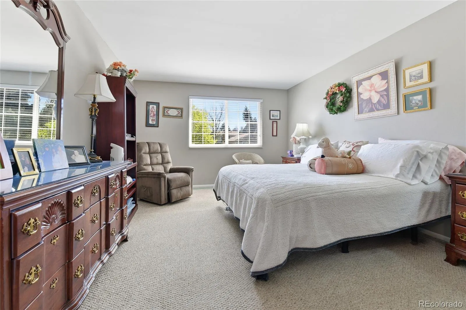 7942 S Corona Court Centennial CO 80122 MLS #REC9293683 05152026013521 1600 21