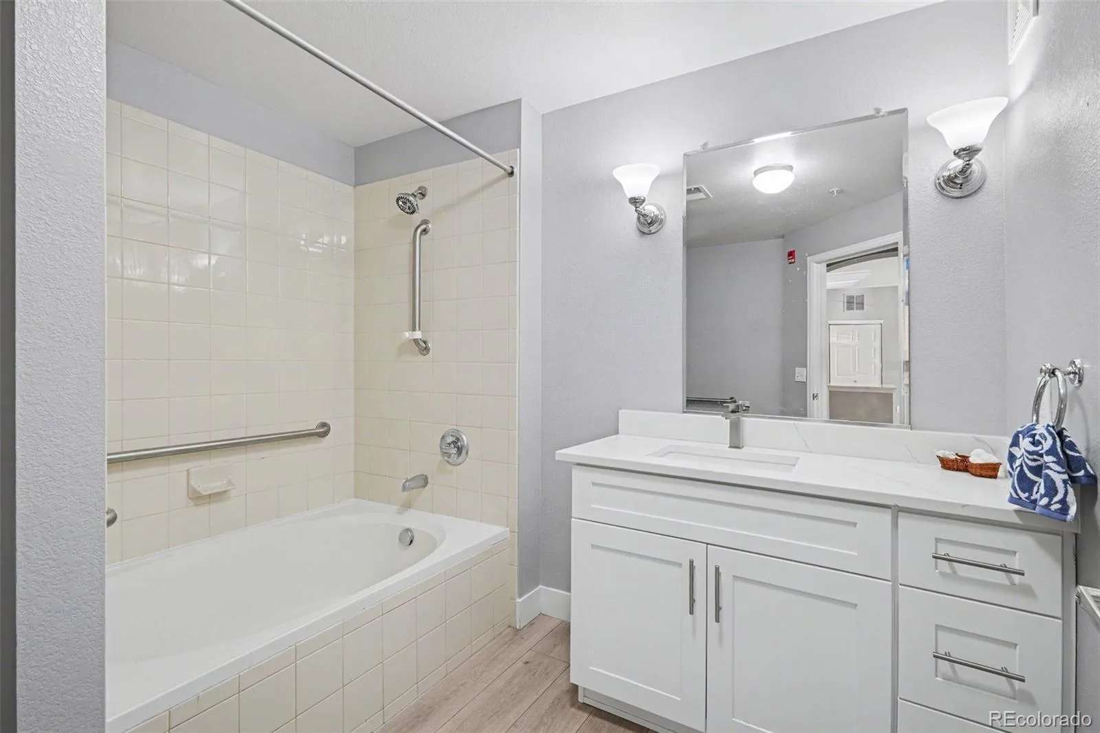 3890 S Dayton Street #103 Aurora CO 80014 MLS #REC9294275 05292026150622 1600 8