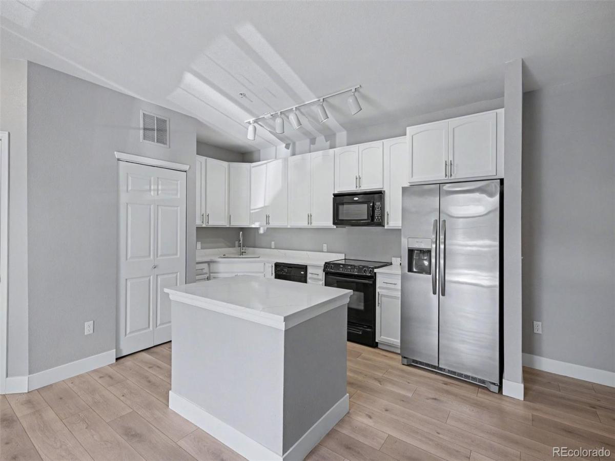 3890 S Dayton Street #103 Aurora CO 80014 | MLS #REC9294275 MLS #REC9294275 image #0