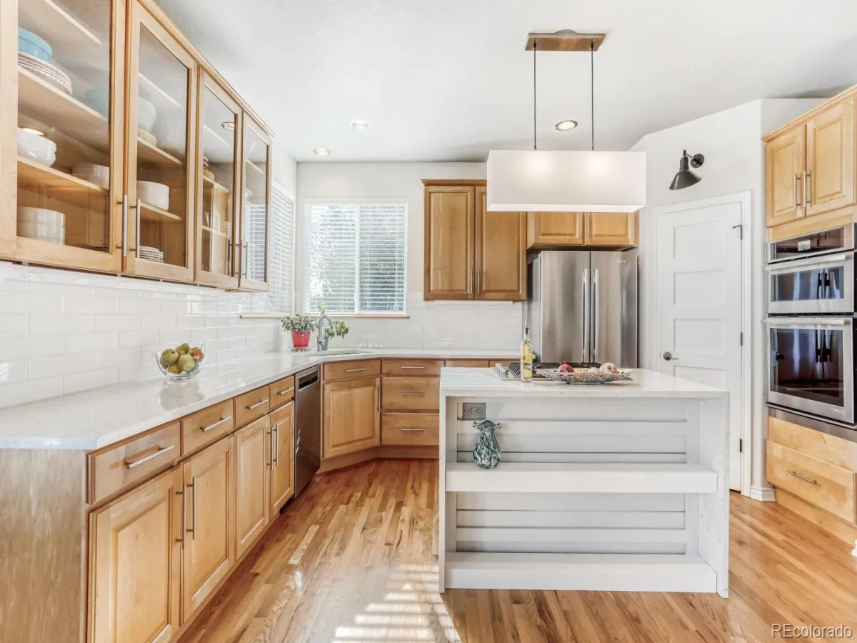 04032026221228 1200 15