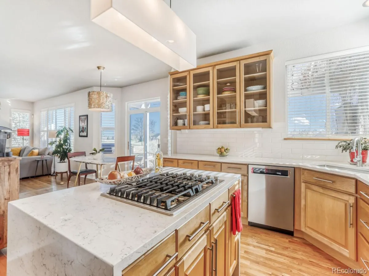 04032026221228 1200 16