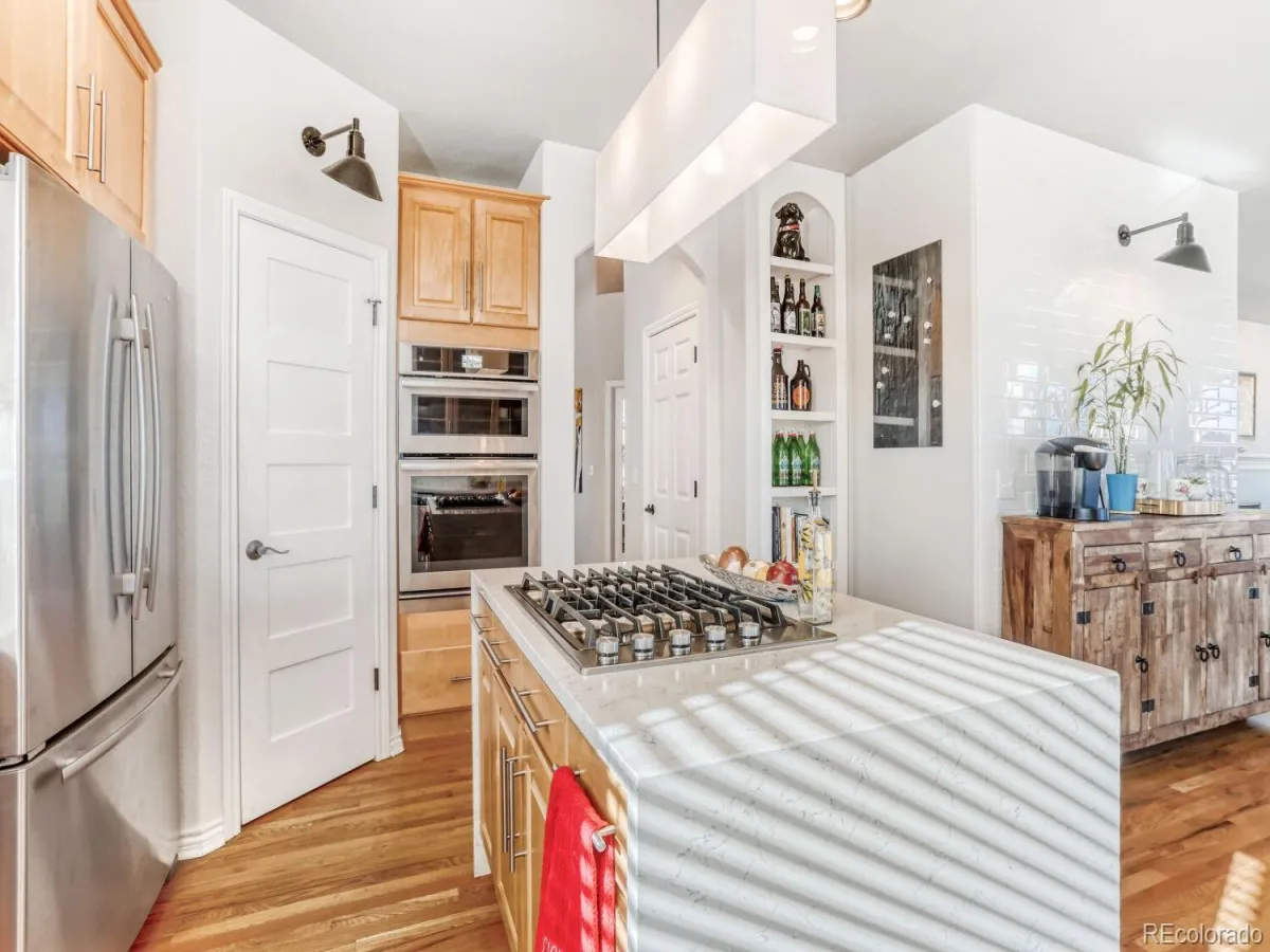 04032026221228 1200 17