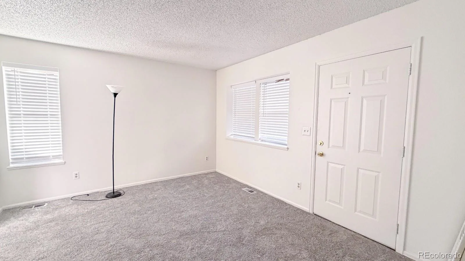 17274 E Ford Drive Aurora CO 80017 | MLS #REC9296449 09282026221253 1600 7
