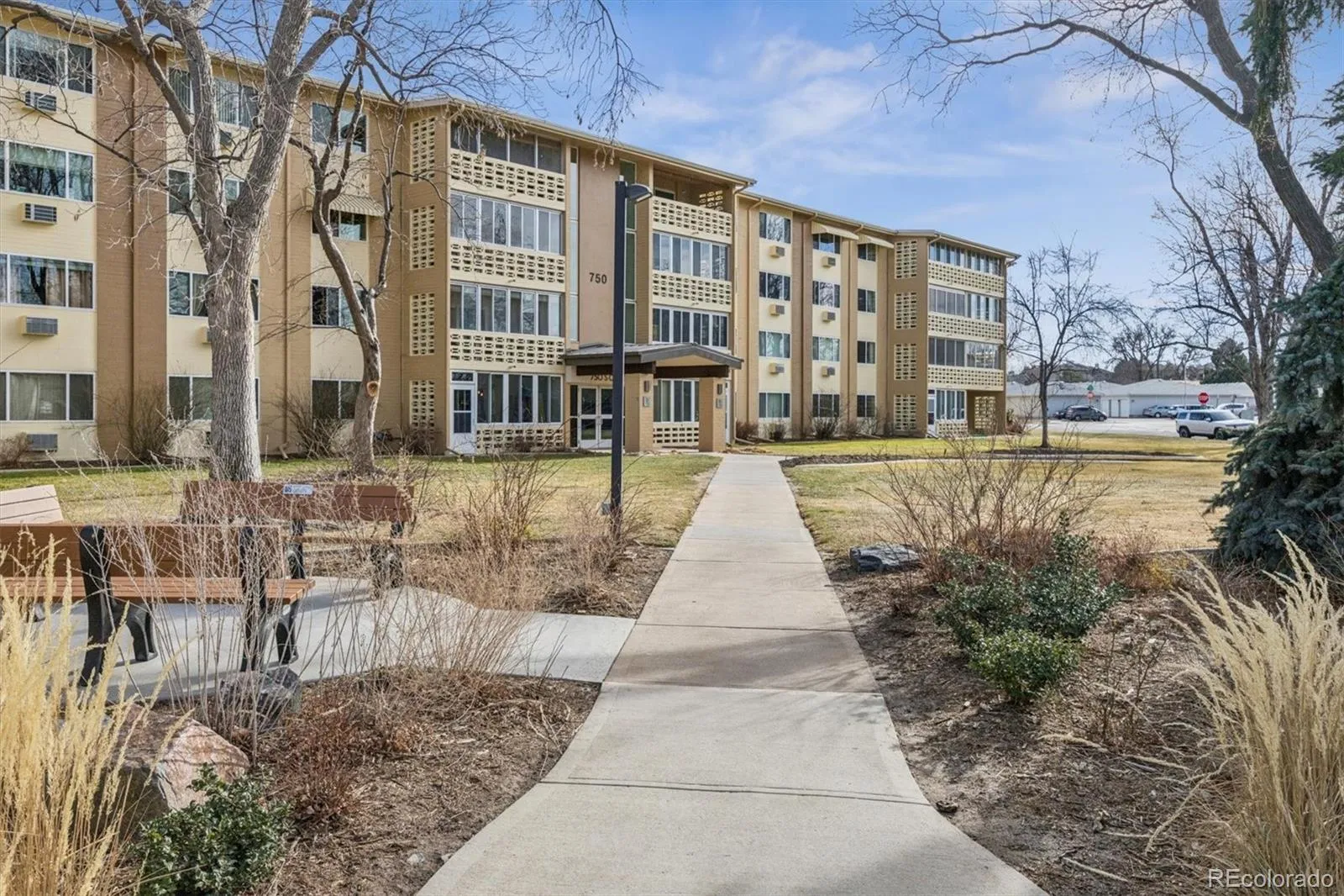 750 S Clinton SW Street #1A Denver CO 80247 MLS #REC9298427 05062026194122 1600 19