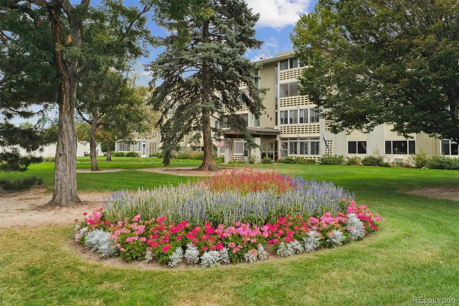 750 S Clinton SW Street #1A Denver CO 80247 MLS #REC9298427 05062026194122 1600 27