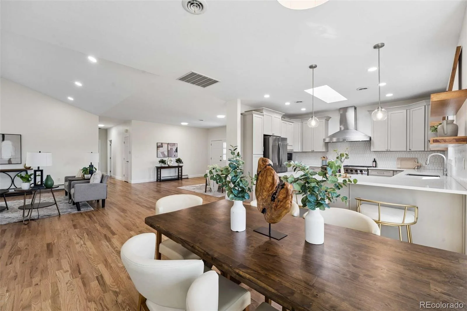 08292026195347 1600 13