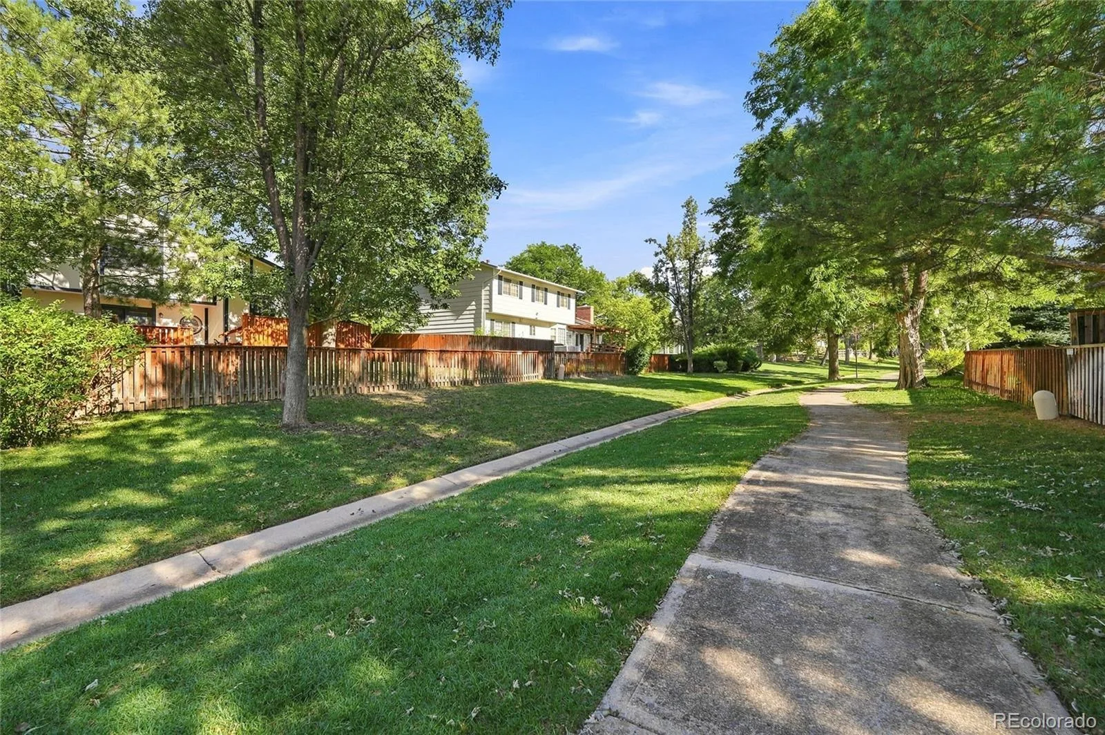 6425 S Galena Court Englewood CO 80111 | MLS #REC9304810 08182026193343 1600 31