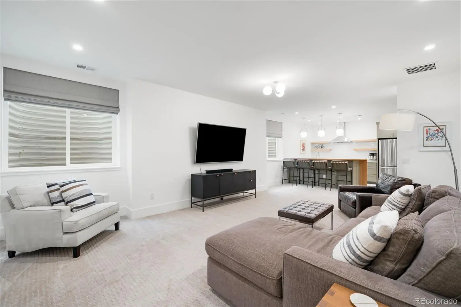 03052026012846 1600 31