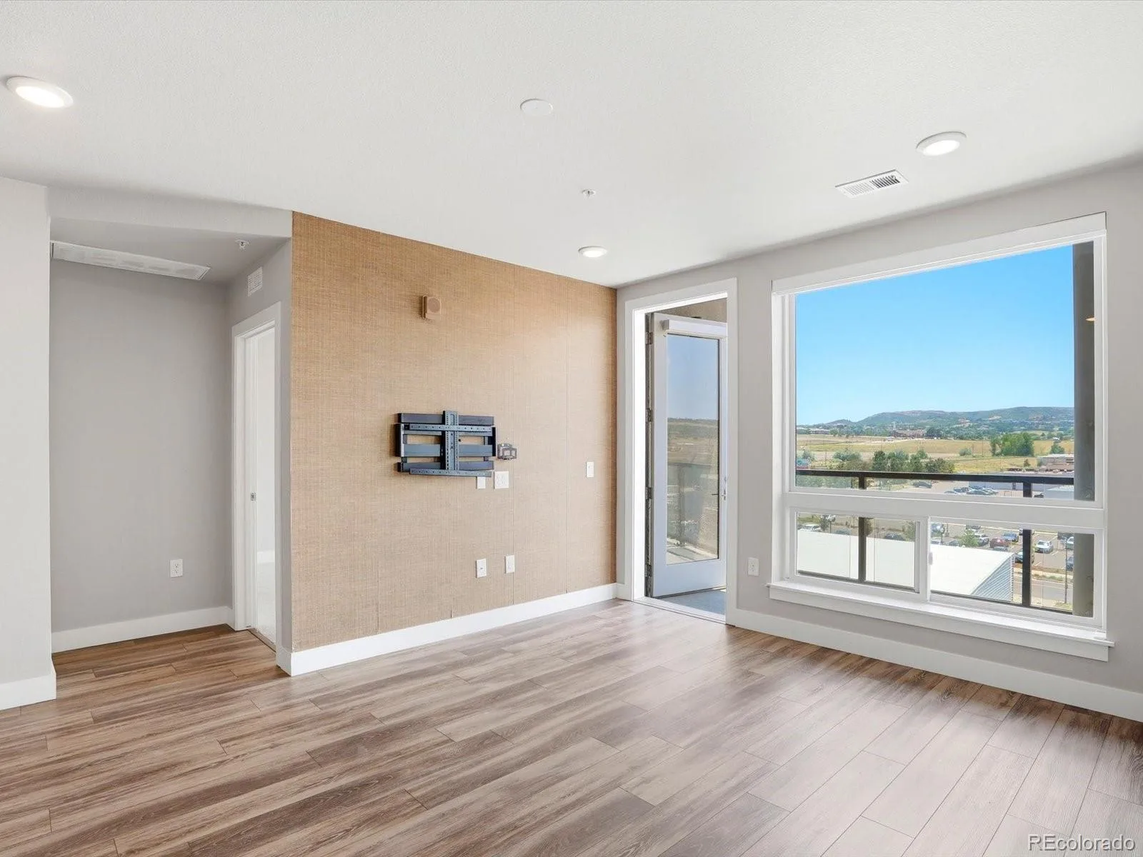 20 Wilcox Street #508 Castle Rock CO 80104 | MLS #REC9306271 07102026003548 1600 15