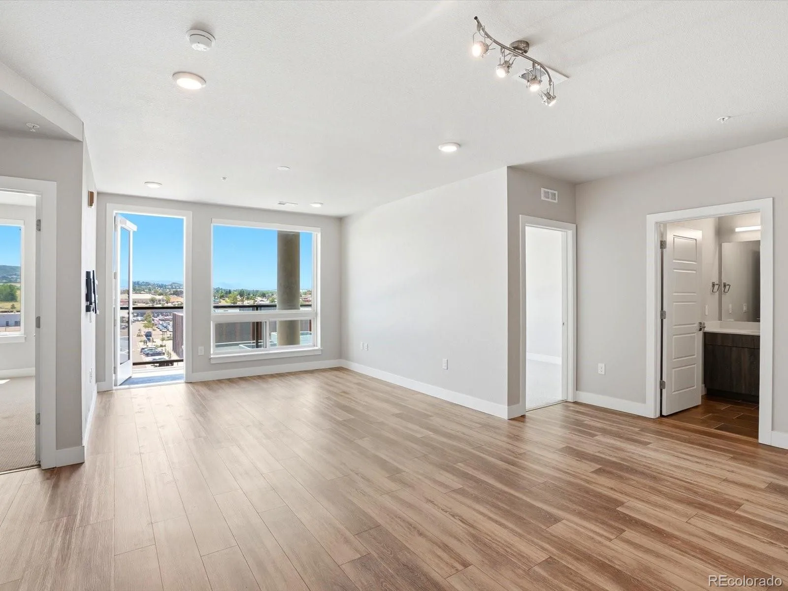 20 Wilcox Street #508 Castle Rock CO 80104 | MLS #REC9306271 07102026003548 1600 19