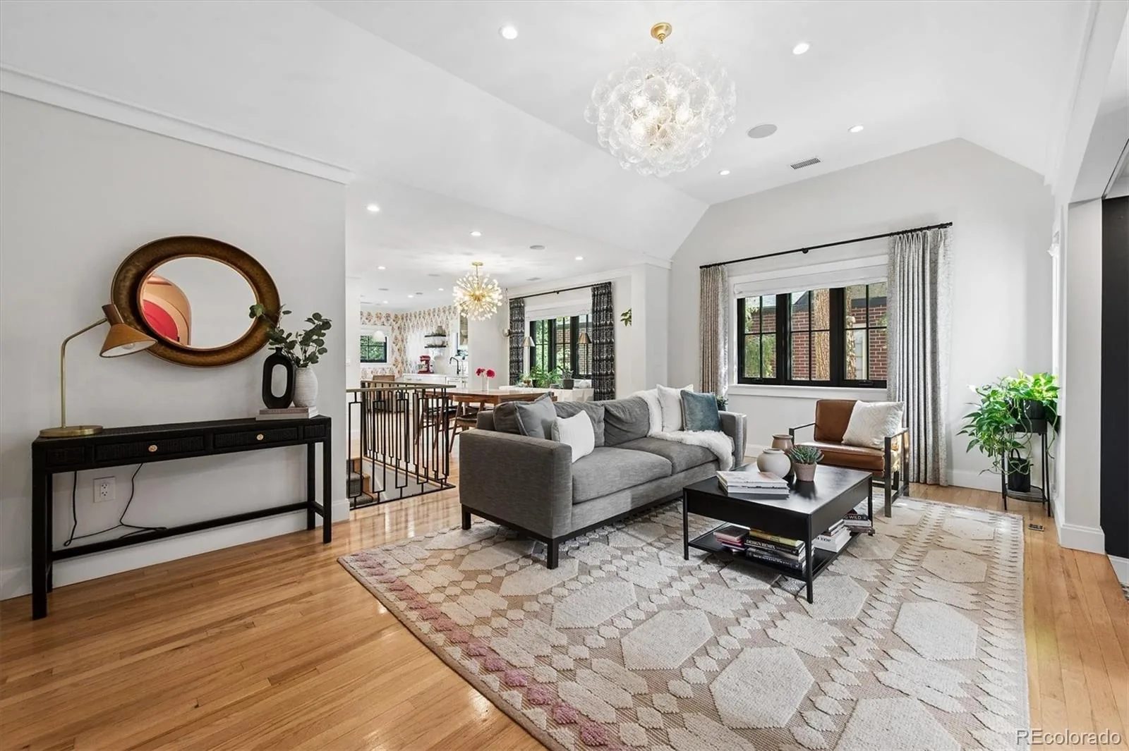 550 S York Street Denver CO 80209 | MLS #REC9307907 08202026211926 1600 1
