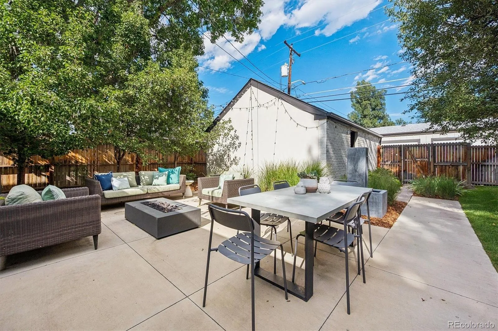 550 S York Street Denver CO 80209 | MLS #REC9307907 08202026211926 1600 29