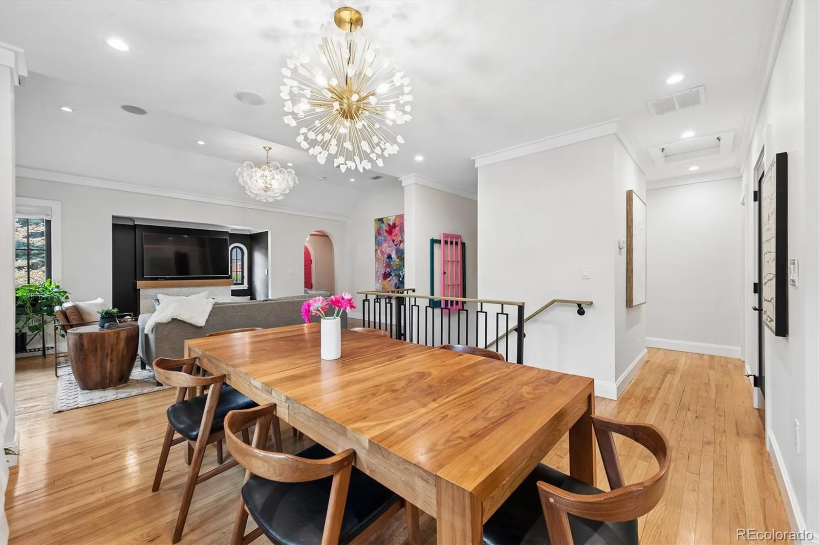 550 S York Street Denver CO 80209 | MLS #REC9307907 08202026211926 1600 6