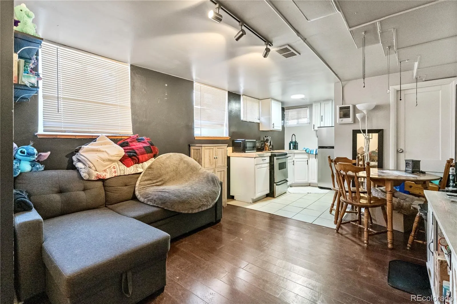478 N Logan Street Denver CO 80203 MLS #REC9308293 04272026182031 1600 28