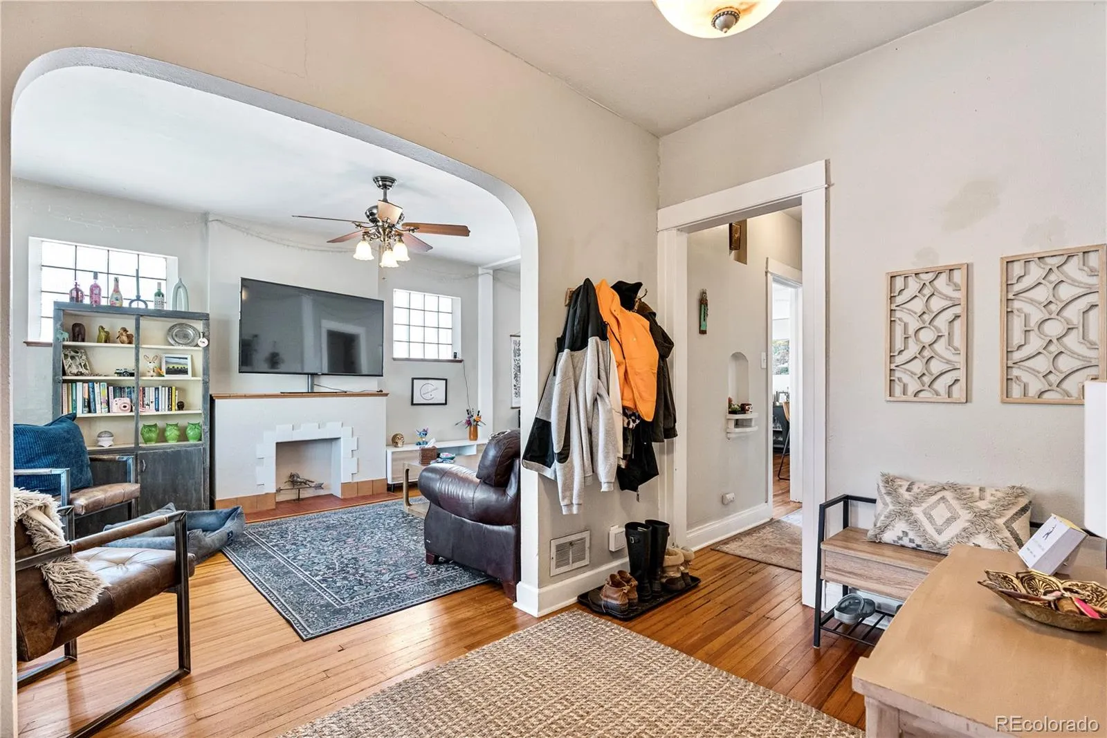 478 N Logan Street Denver CO 80203 MLS #REC9308293 04272026182031 1600 3