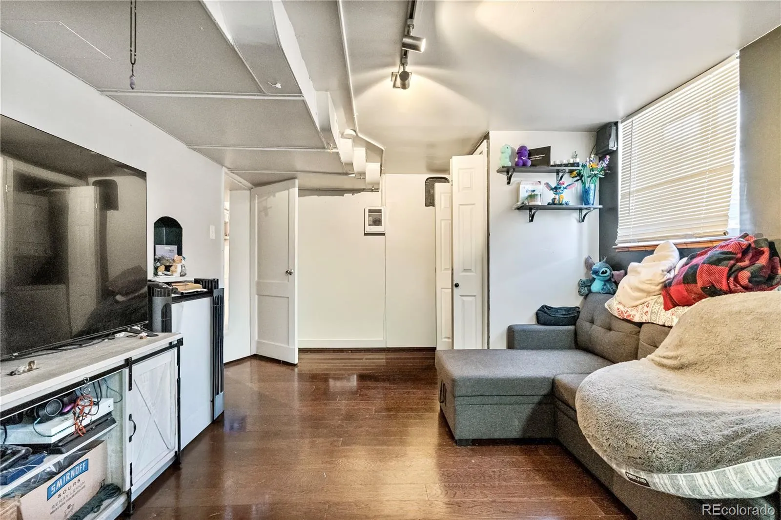 478 N Logan Street Denver CO 80203 MLS #REC9308293 04272026182031 1600 34