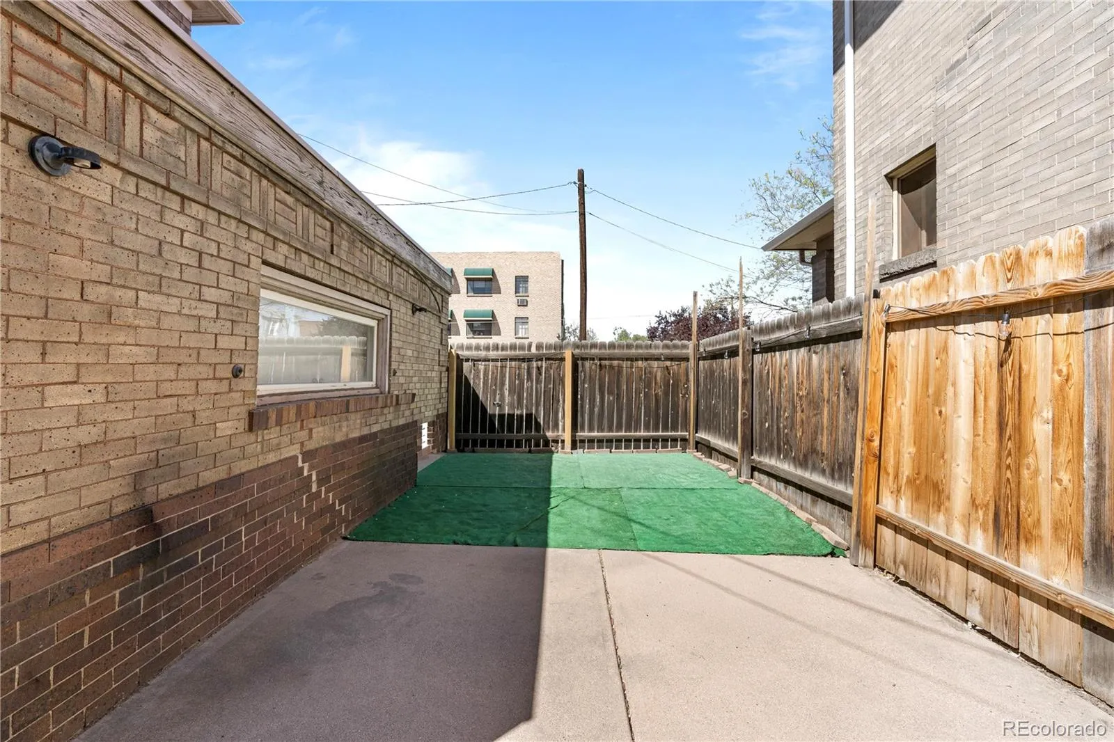478 N Logan Street Denver CO 80203 MLS #REC9308293 04272026182031 1600 38