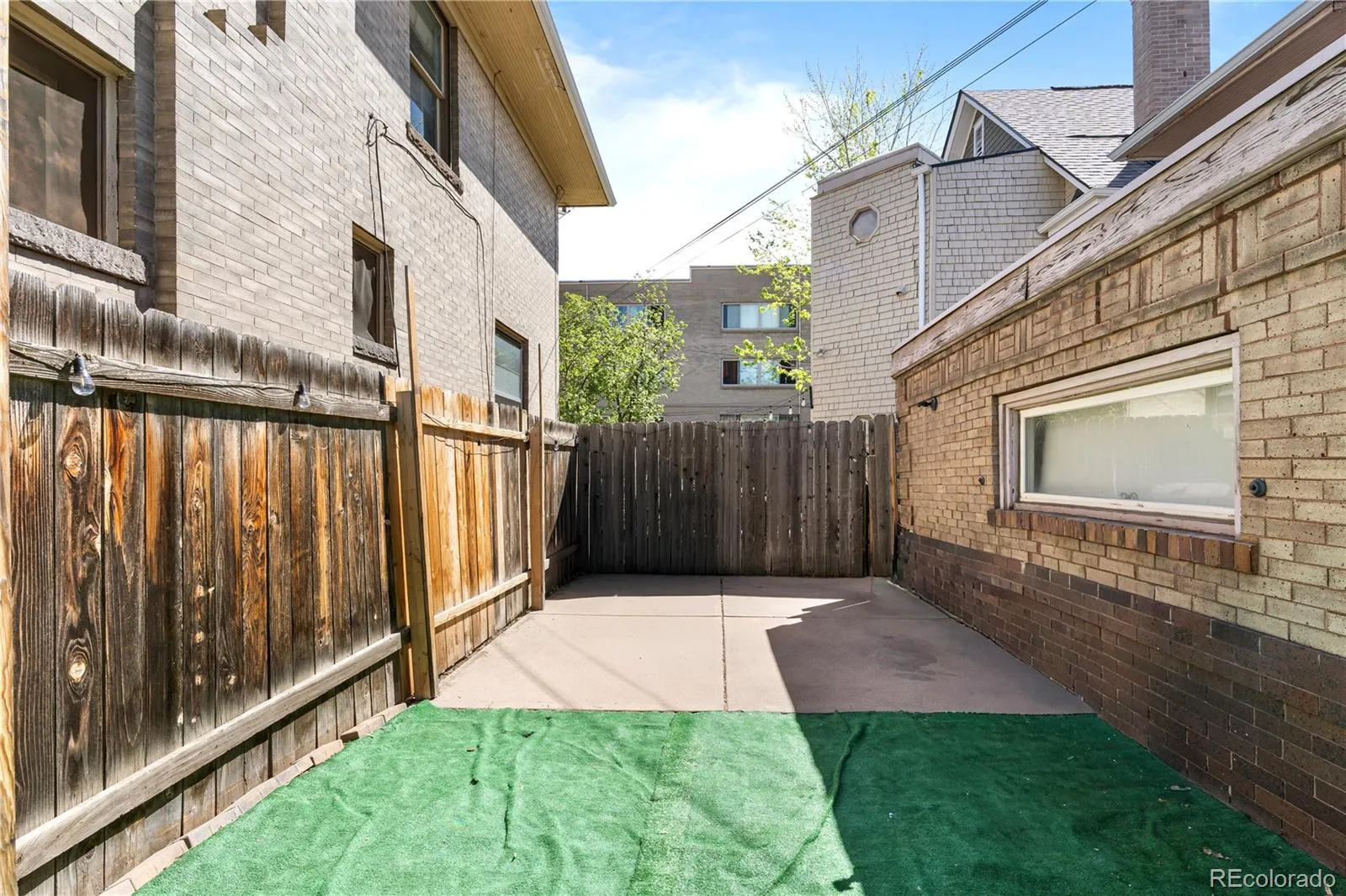 478 N Logan Street Denver CO 80203 MLS #REC9308293 04272026182031 1600 39