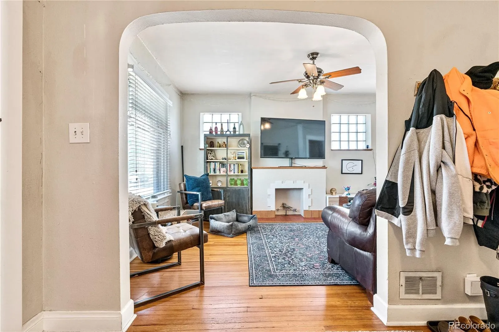 478 N Logan Street Denver CO 80203 MLS #REC9308293 04272026182031 1600 4