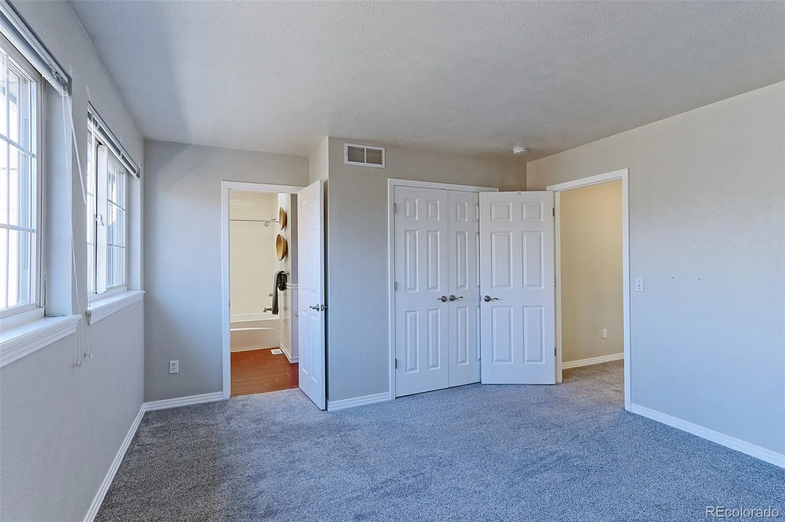 10603 W Dumbarton Circle #B Littleton CO 80127 | MLS #REC9309351 07152026085017 1600 18