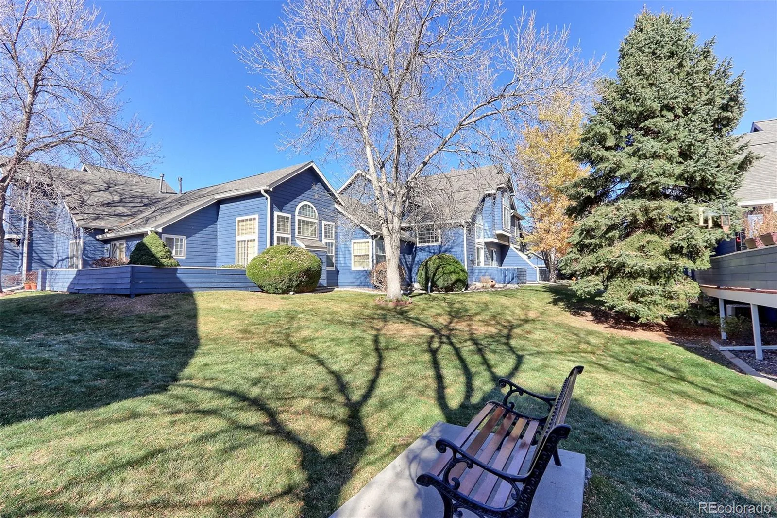 10603 W Dumbarton Circle #B Littleton CO 80127 | MLS #REC9309351 07152026085017 1600 24
