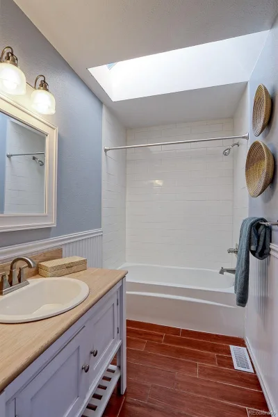 10603 W Dumbarton Circle #B Littleton CO 80127 | MLS #REC9309351 07152026085017 800 20