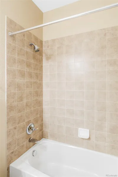 11456 W Cooper Place Littleton CO 80127 MLS #REC9309725 04232026155014 800 23