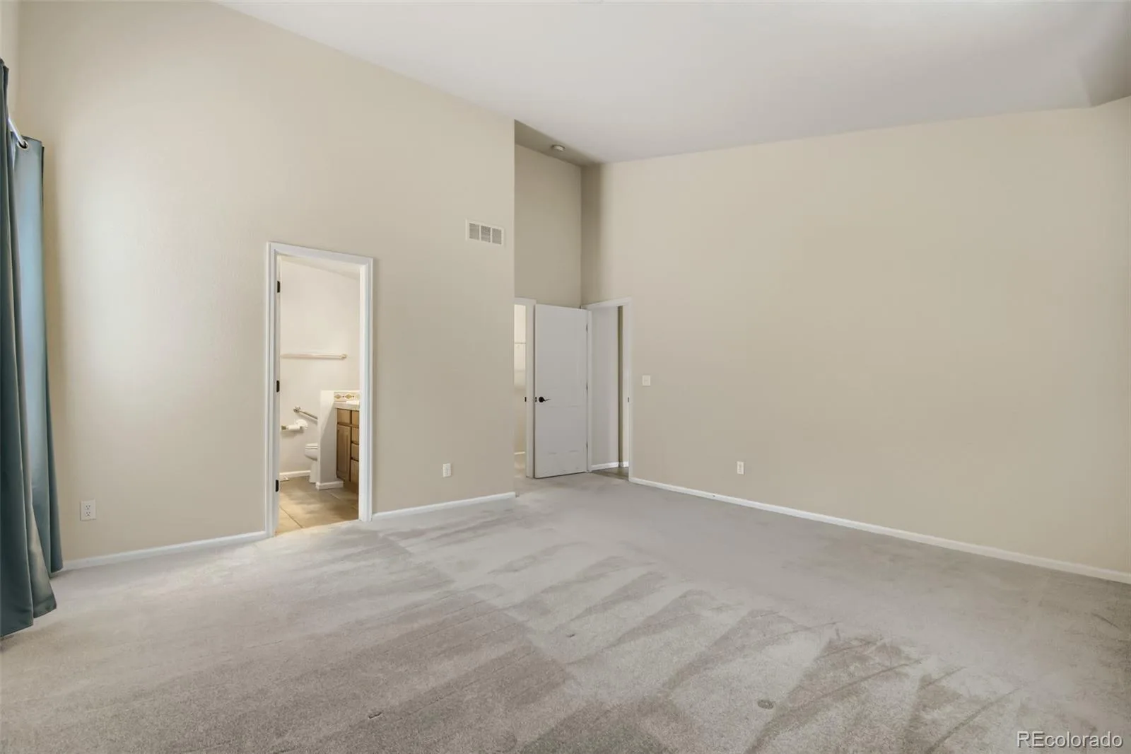 1433 Bellflower Drive Brighton CO 80601 | MLS #REC9310582 07012026172323 1600 18