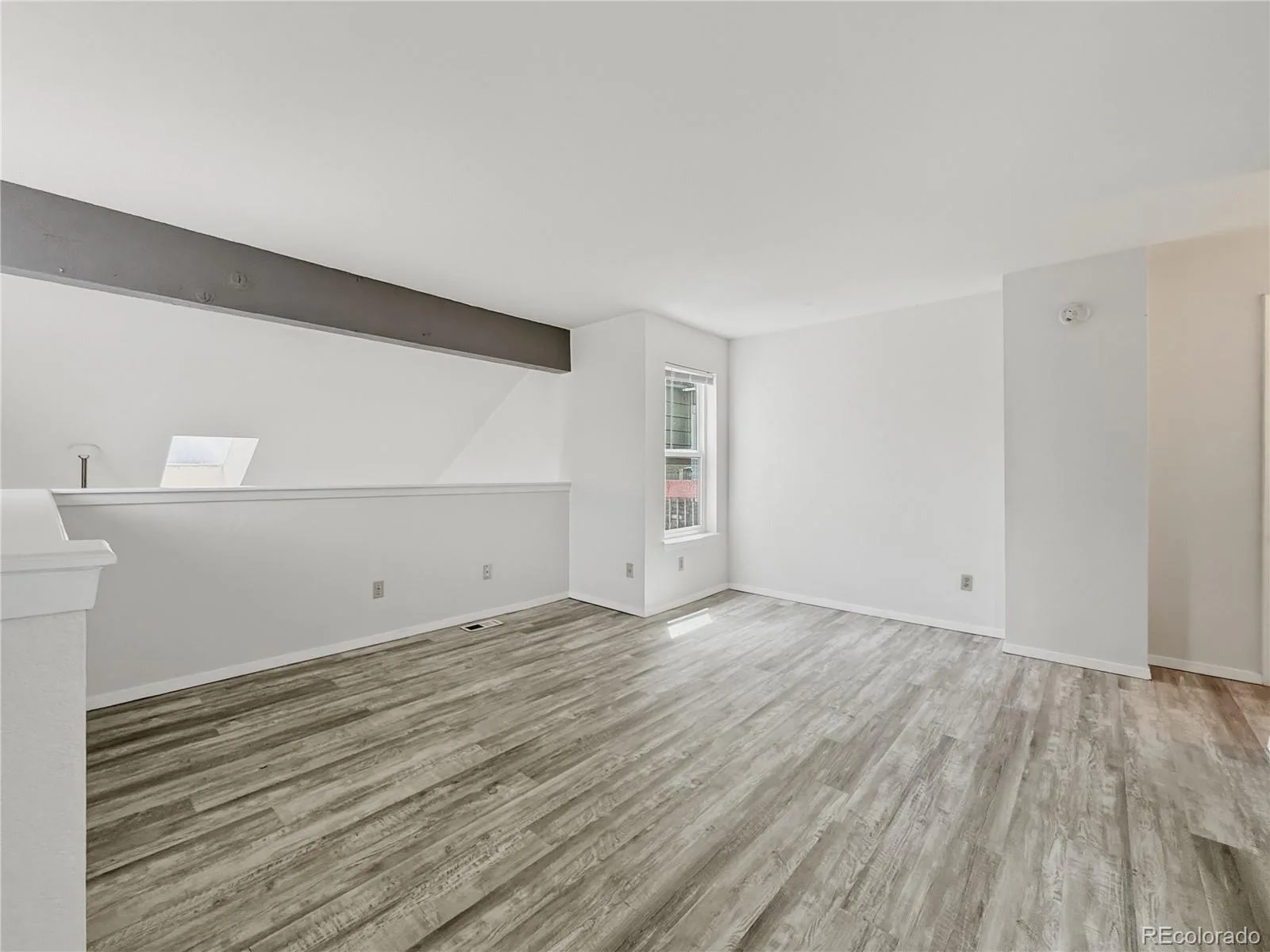 942 S Dearborn Way #10 Aurora CO 80012 | MLS #REC9310745 09232026190513 1600 12