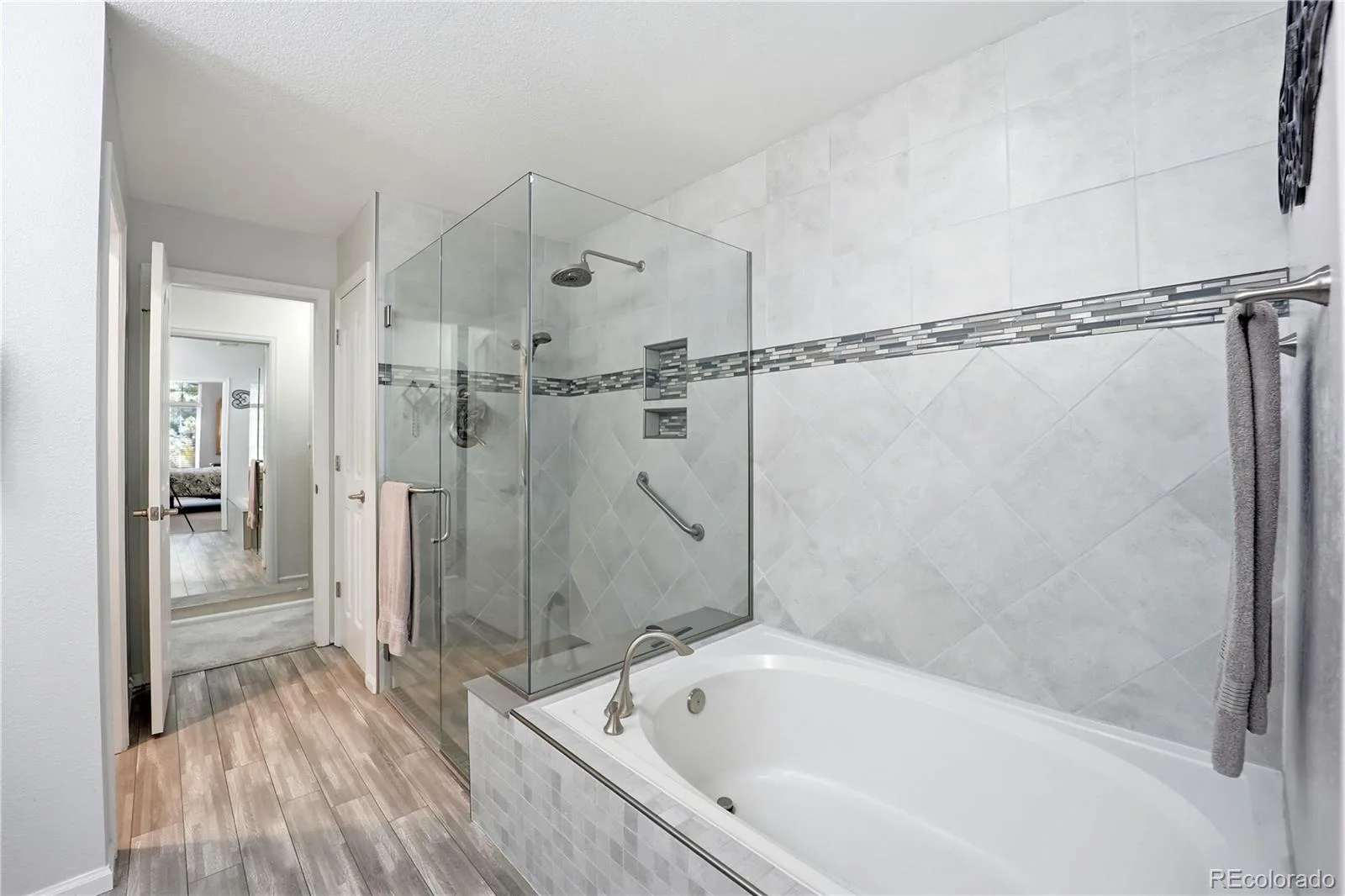 6414 S Dallas Court Englewood CO 80111 | MLS #REC9312438 08172026175611 1600 11