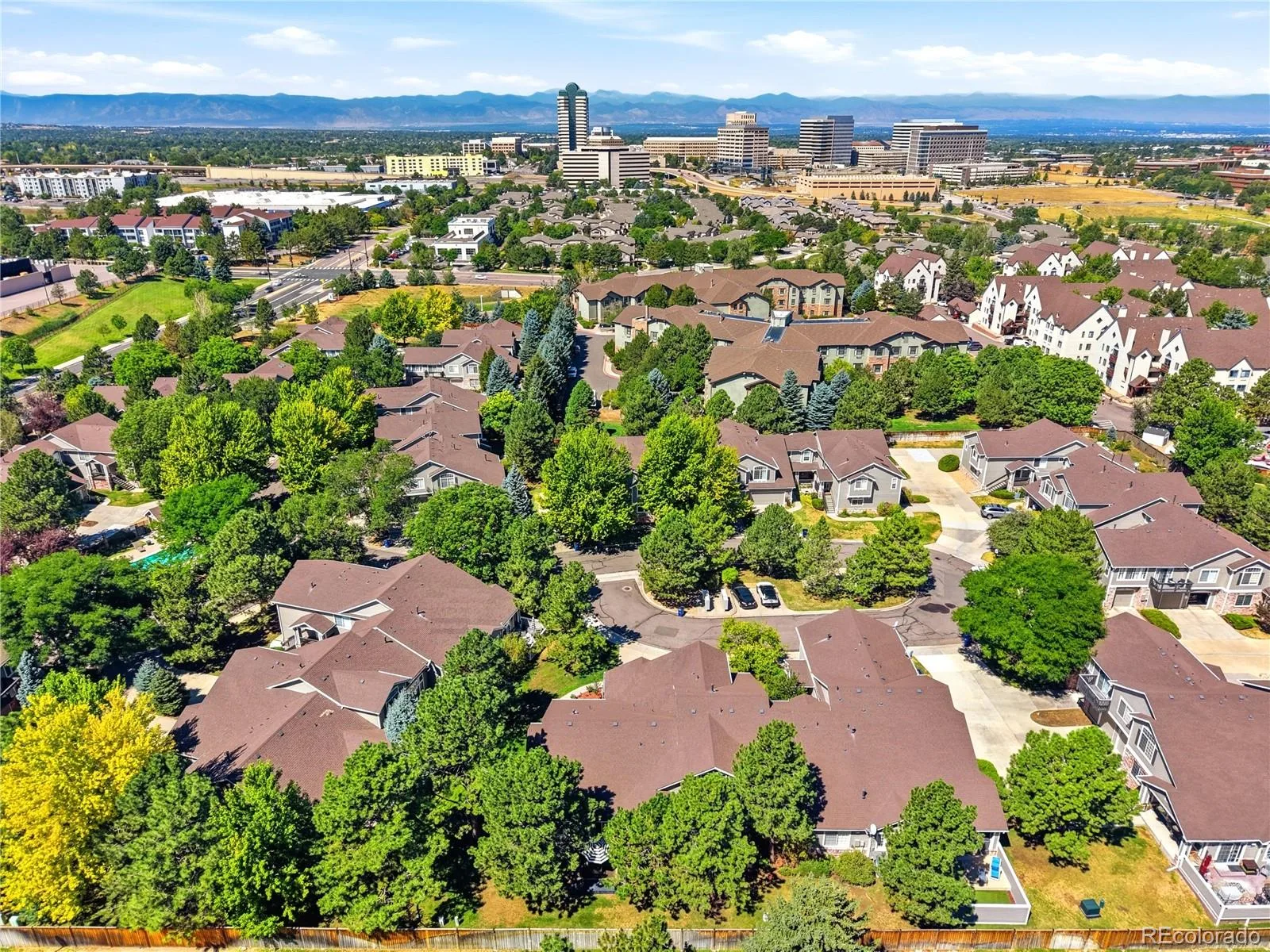6414 S Dallas Court Englewood CO 80111 | MLS #REC9312438 08172026175611 1600 39