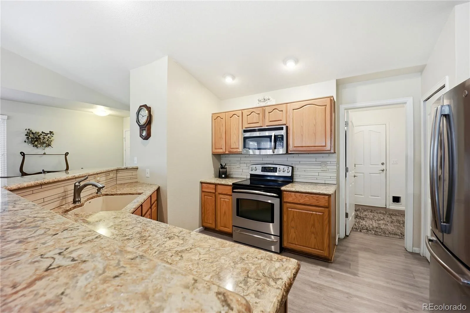 6414 S Dallas Court Englewood CO 80111 | MLS #REC9312438 08172026175611 1600 8