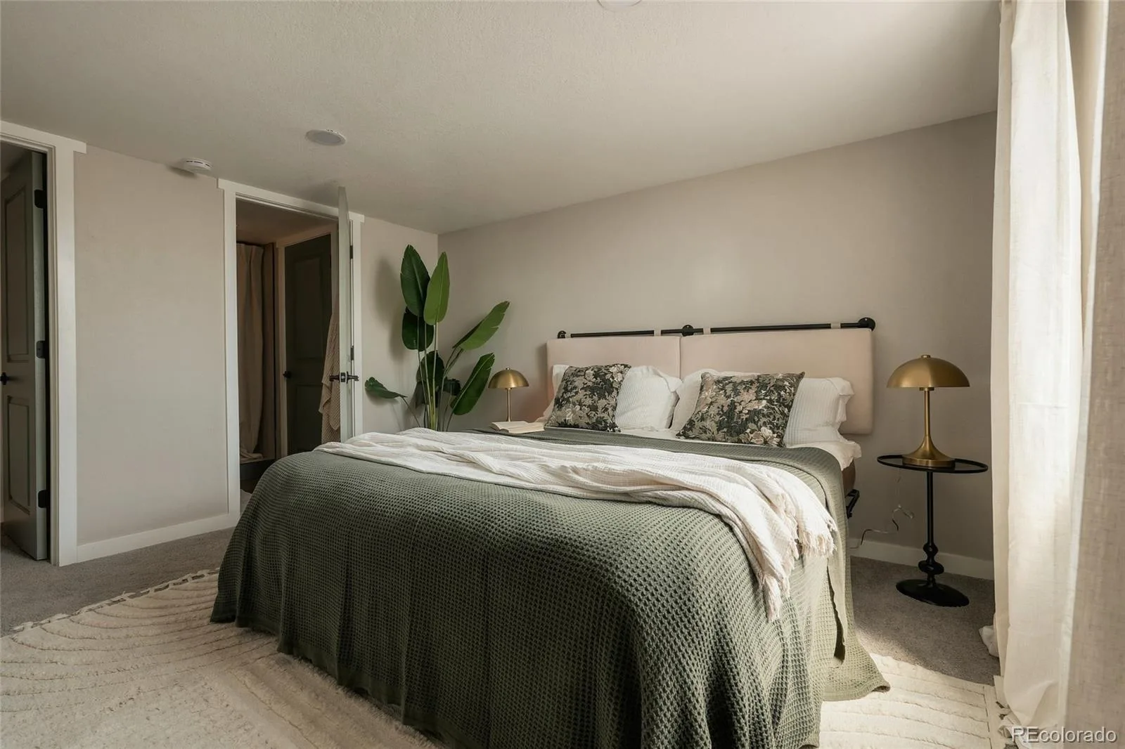 225 Raleigh Street Denver CO 80219 | MLS #REC9312750 10112026144611 1600 23
