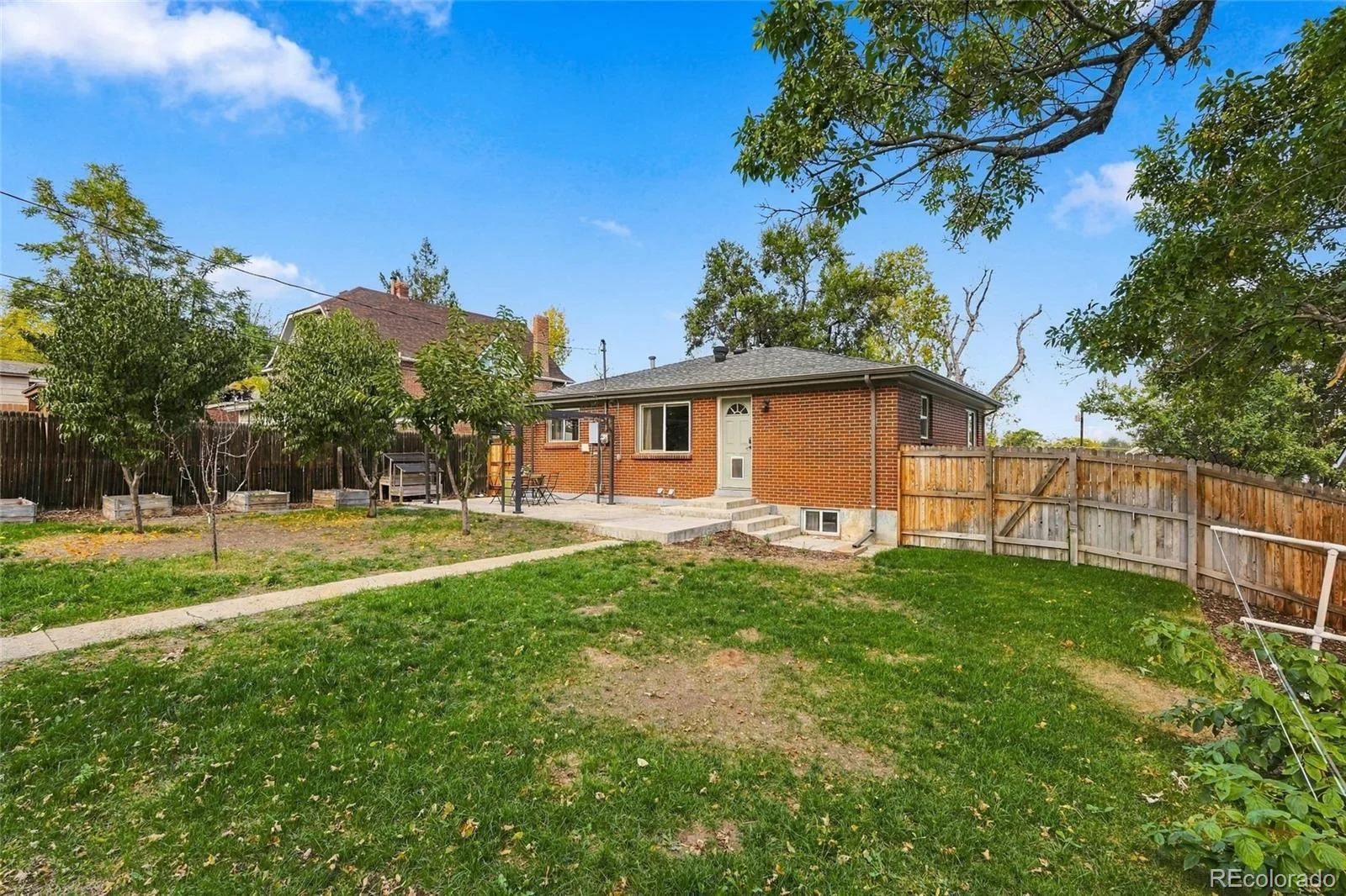 225 Raleigh Street Denver CO 80219 | MLS #REC9312750 10112026144611 1600 28