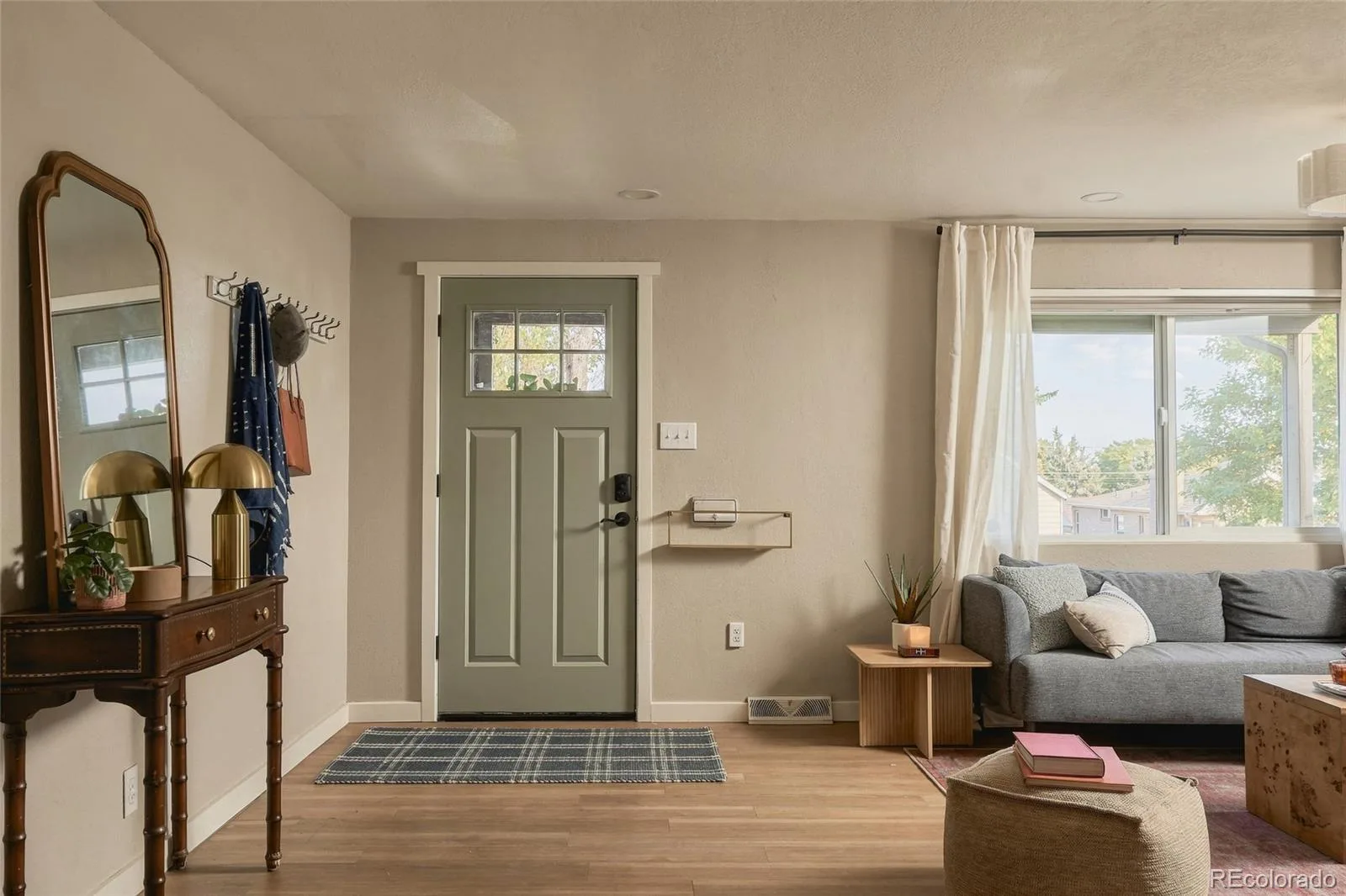 225 Raleigh Street Denver CO 80219 | MLS #REC9312750 10112026144611 1600 42