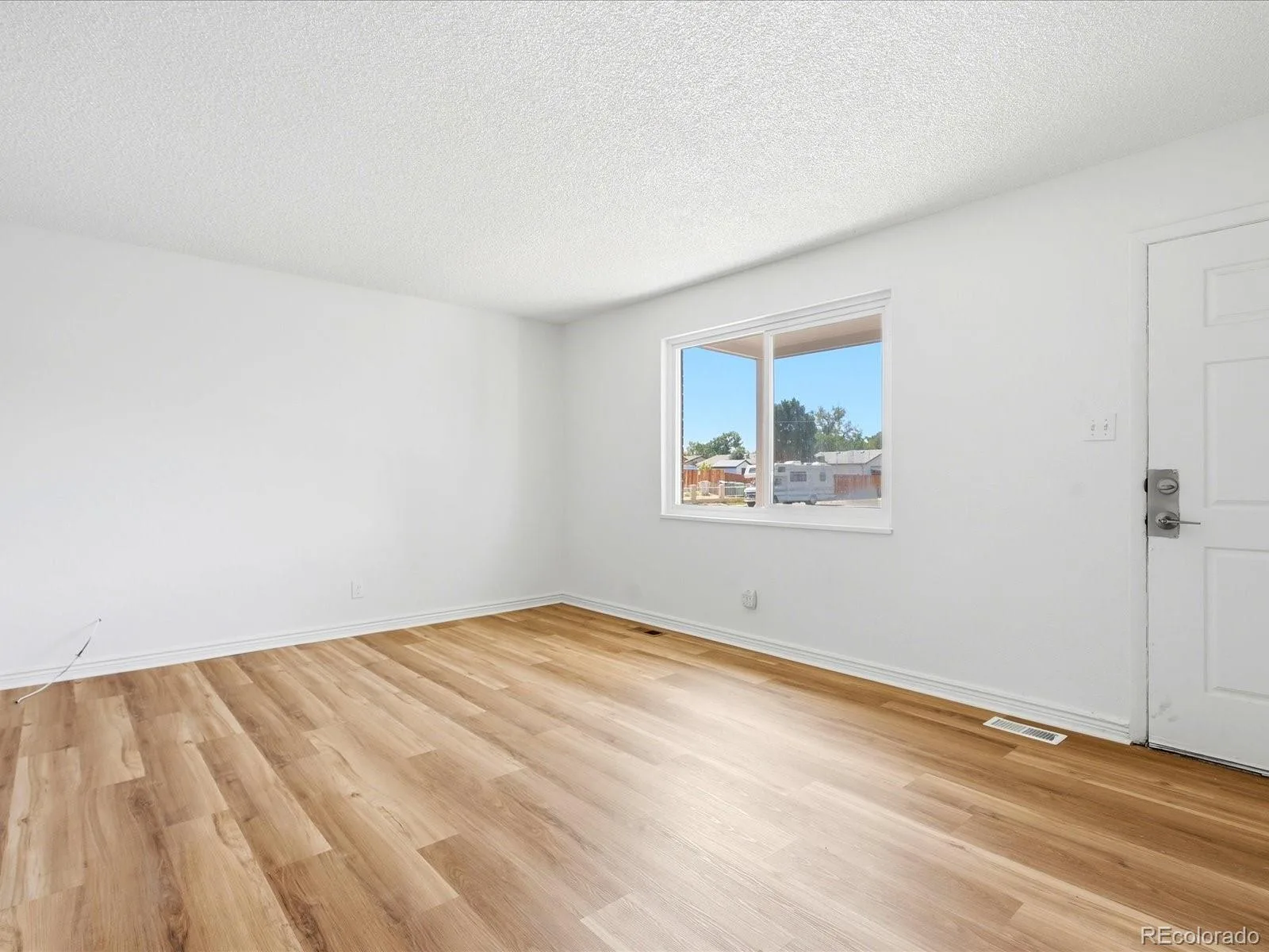 12265 E 55th Avenue Denver CO 80239 | MLS #REC9313108 07292026173442 1600 10