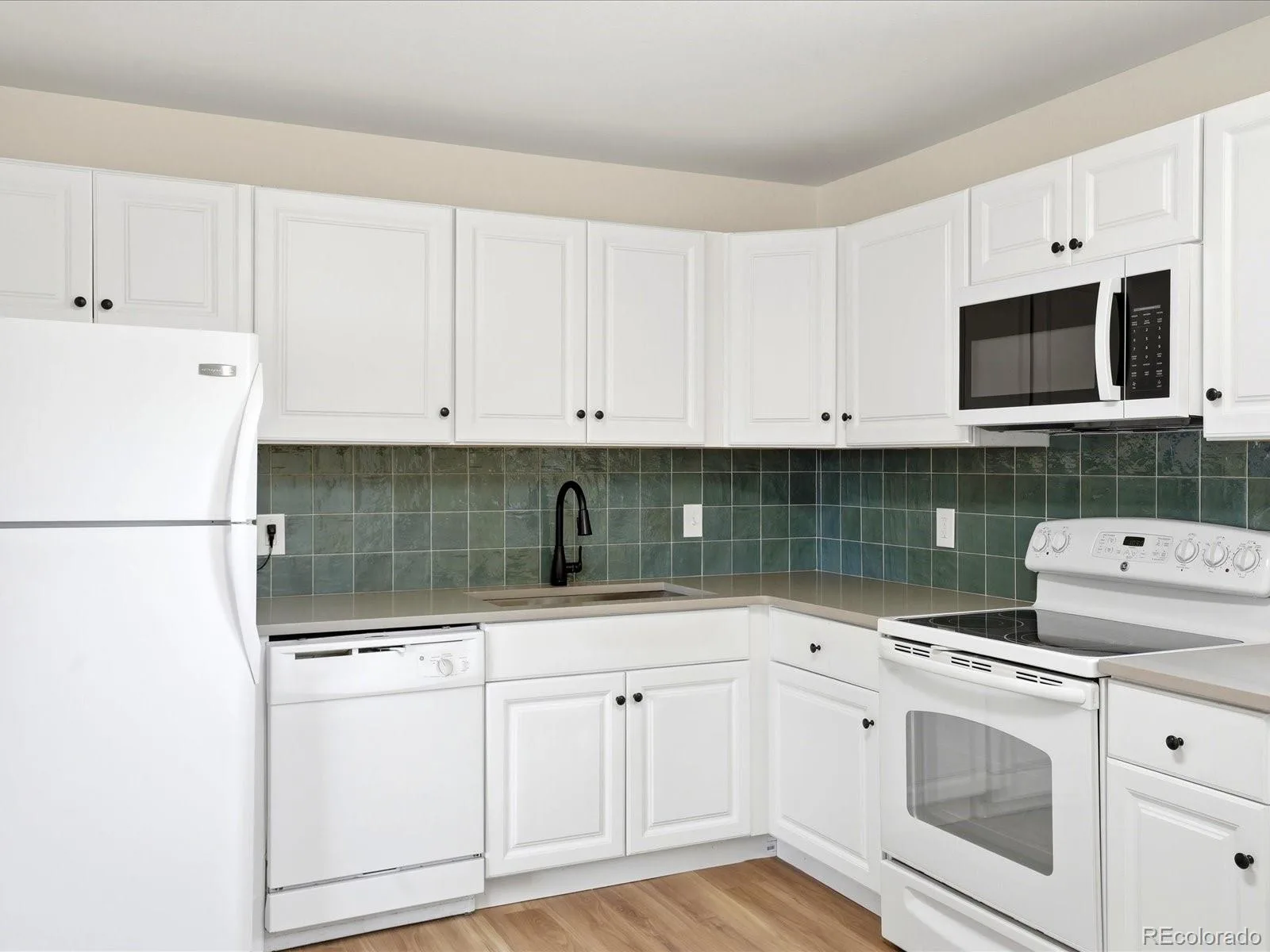 12265 E 55th Avenue Denver CO 80239 | MLS #REC9313108 07292026173442 1600 12